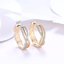 Load image into Gallery viewer, Swarovski Crystals 2.55 Ct Diamond Created Twist Hoop Earring