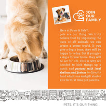 Load image into Gallery viewer, Paws &amp; Pals Wild Alaskan Salmon Oil for Dogs and Cats - 32oz

