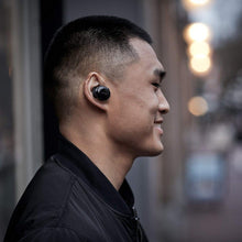 Load image into Gallery viewer, Bose SoundSport Free Truly Wireless Headphone Earphones - Black
