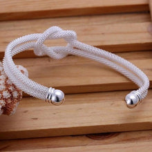 Load image into Gallery viewer, Mesh Love Knotted Adjustable Bangle
